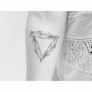 Scratching the Surface with Fine Line Tattoos