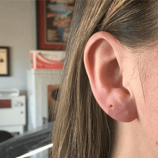 2Pcs 16G Bar Three-Balls Nose Ring Stud Earrings Women