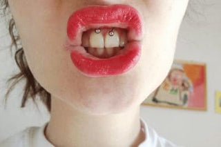 Smiley Piercing 101: What it is and how to wear it