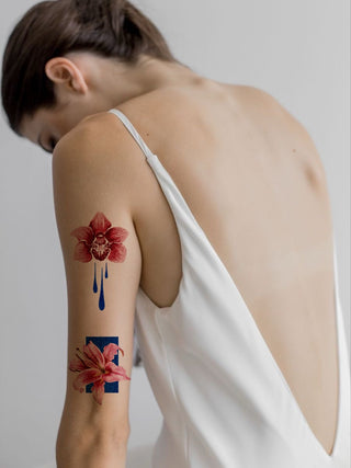 Floral Abstractions • Lily